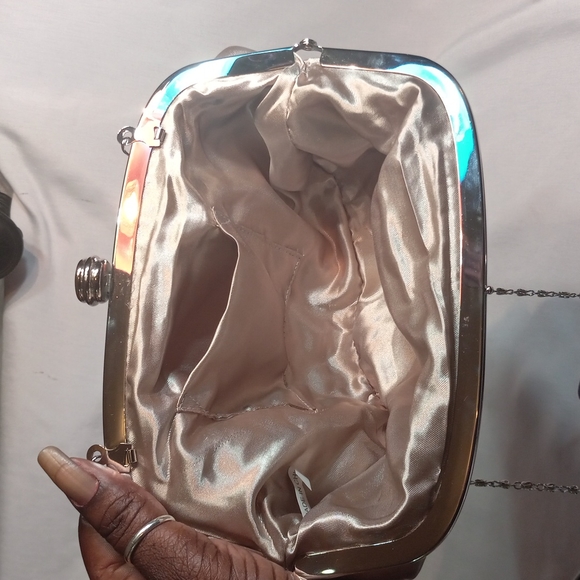 Lovely's Collection 💕 - Picture 4 of 5